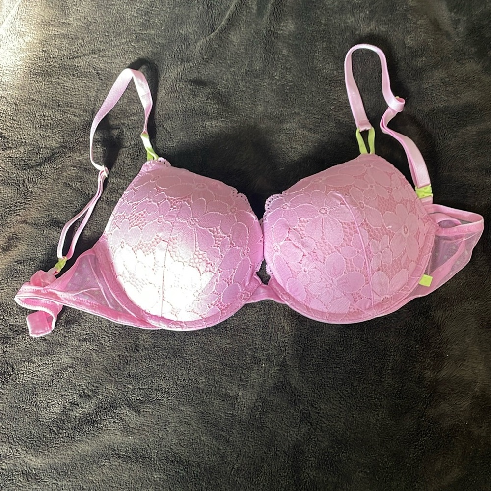 Victoria Secret- Lace Bra